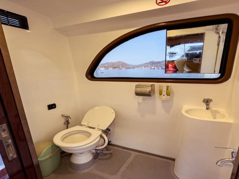 spead-boat-pulau-komodo (2)